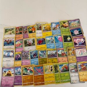 Pokemon Trading Cards - Multicolor Collection